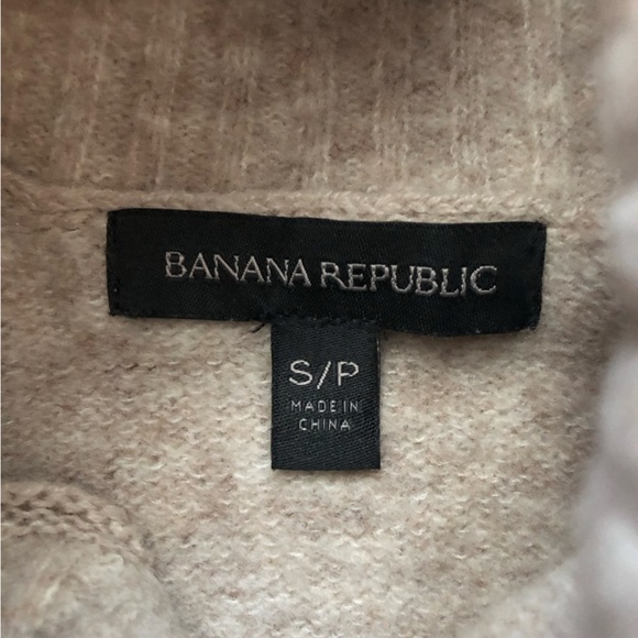 Banana Republic Merino Fine Wool Blend Side Zipper Sweater in Beige Size S - Picture 7 of 9